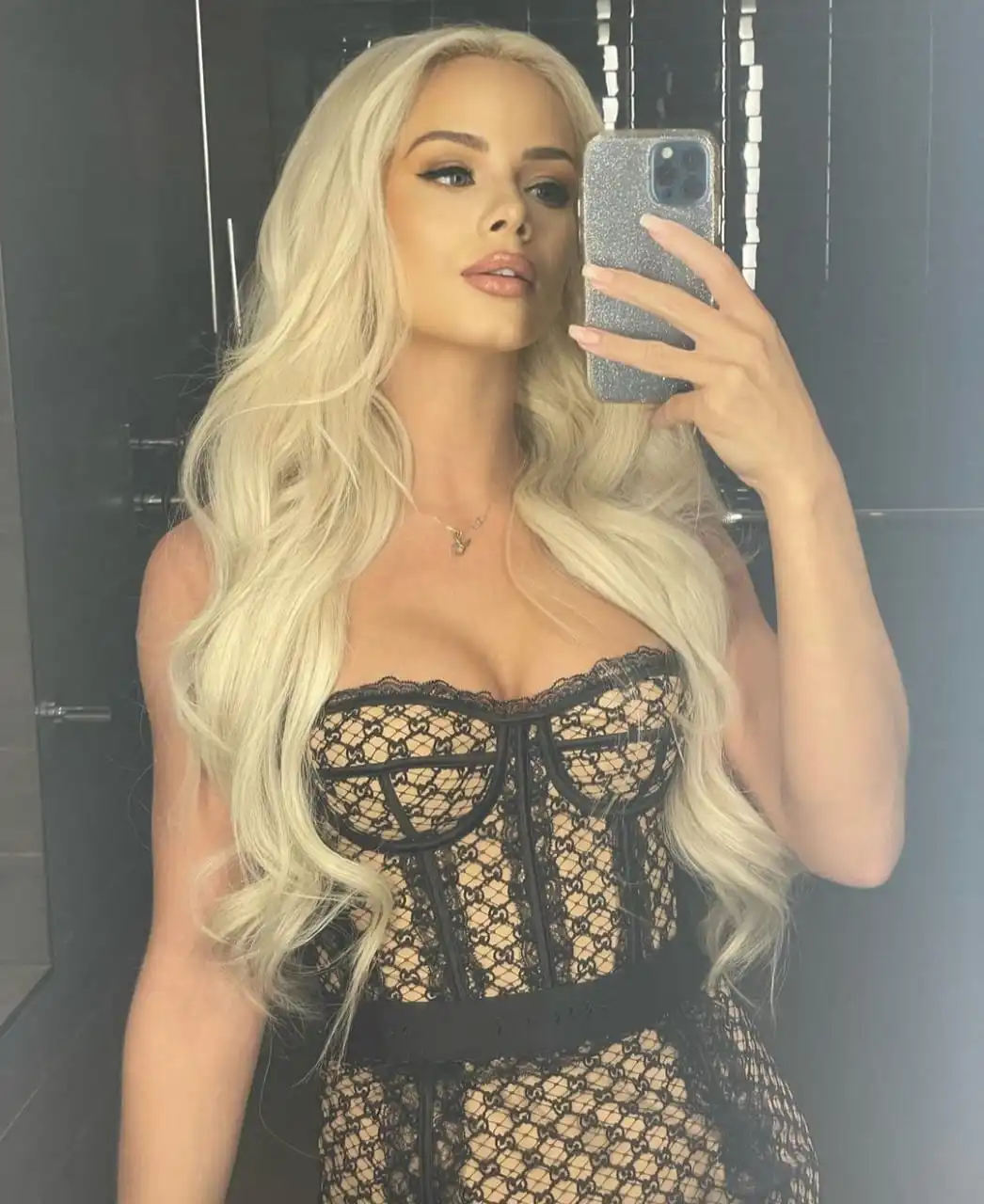 Read more about the article Elsa Jean Bio, Age, Height, Boyfriend, Wiki, Career, Podcast, Net Worth